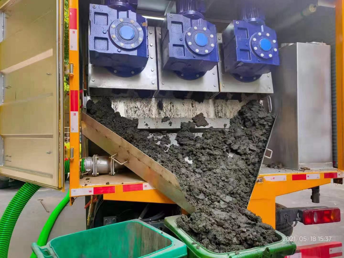 莞城街道化粪池清掏城市维护站-泥浆净化干湿分离处理